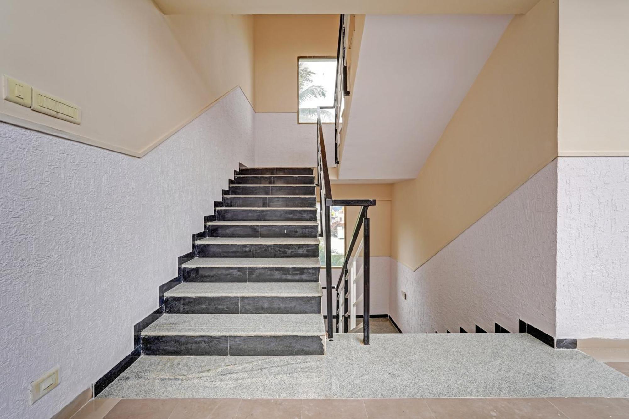 Super Hotel O Indra Suites Mysore Bagian luar foto